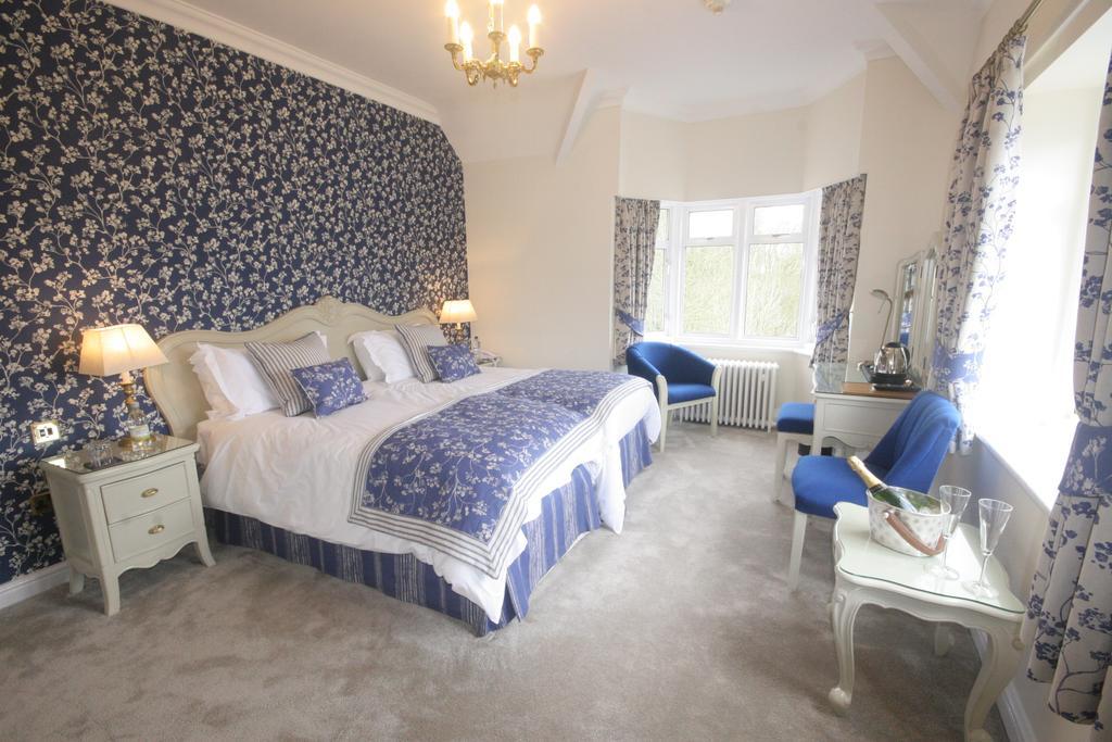 The Malvern Hills Hotel Great Malvern Room photo