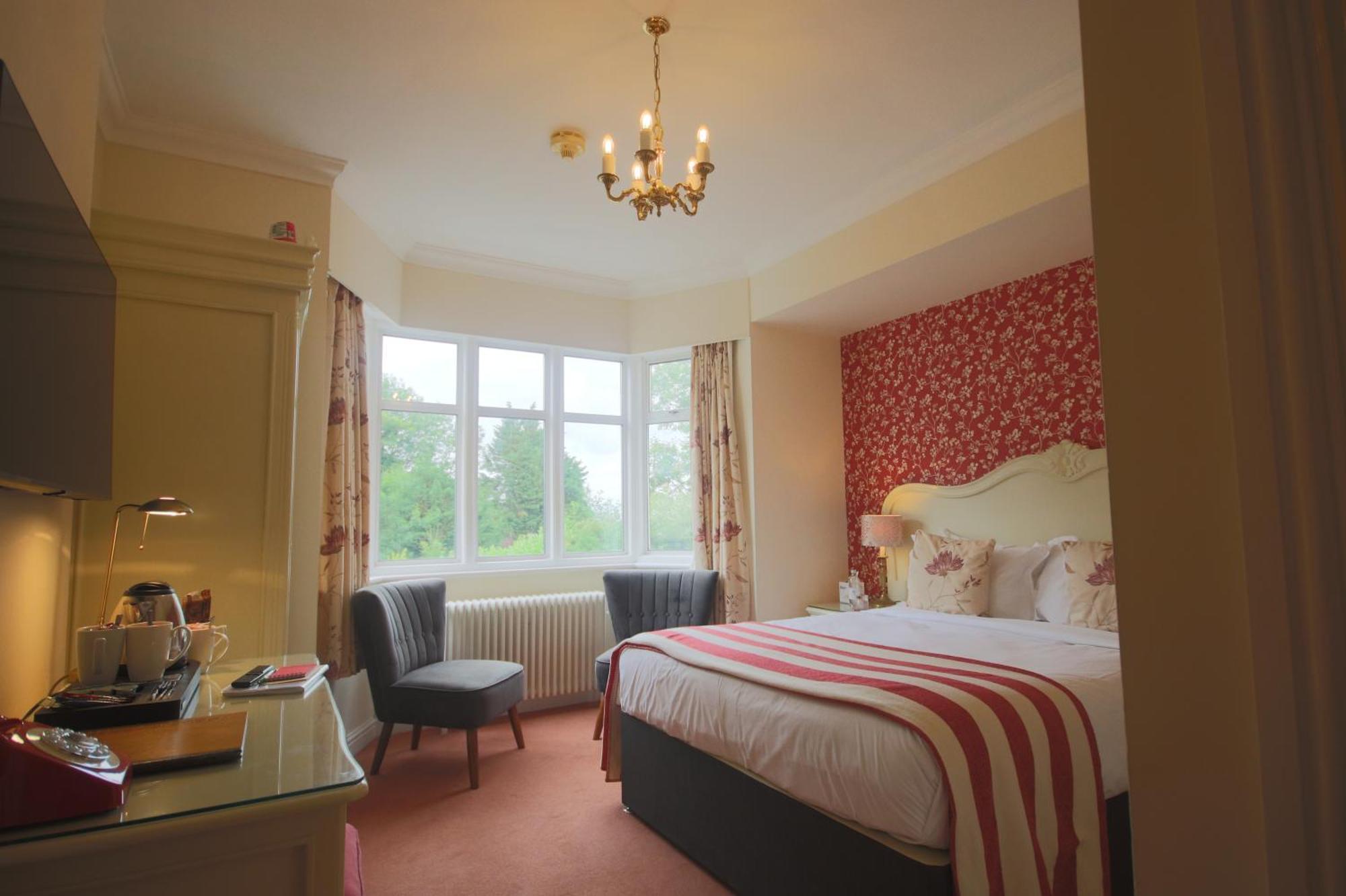 The Malvern Hills Hotel Great Malvern Room photo