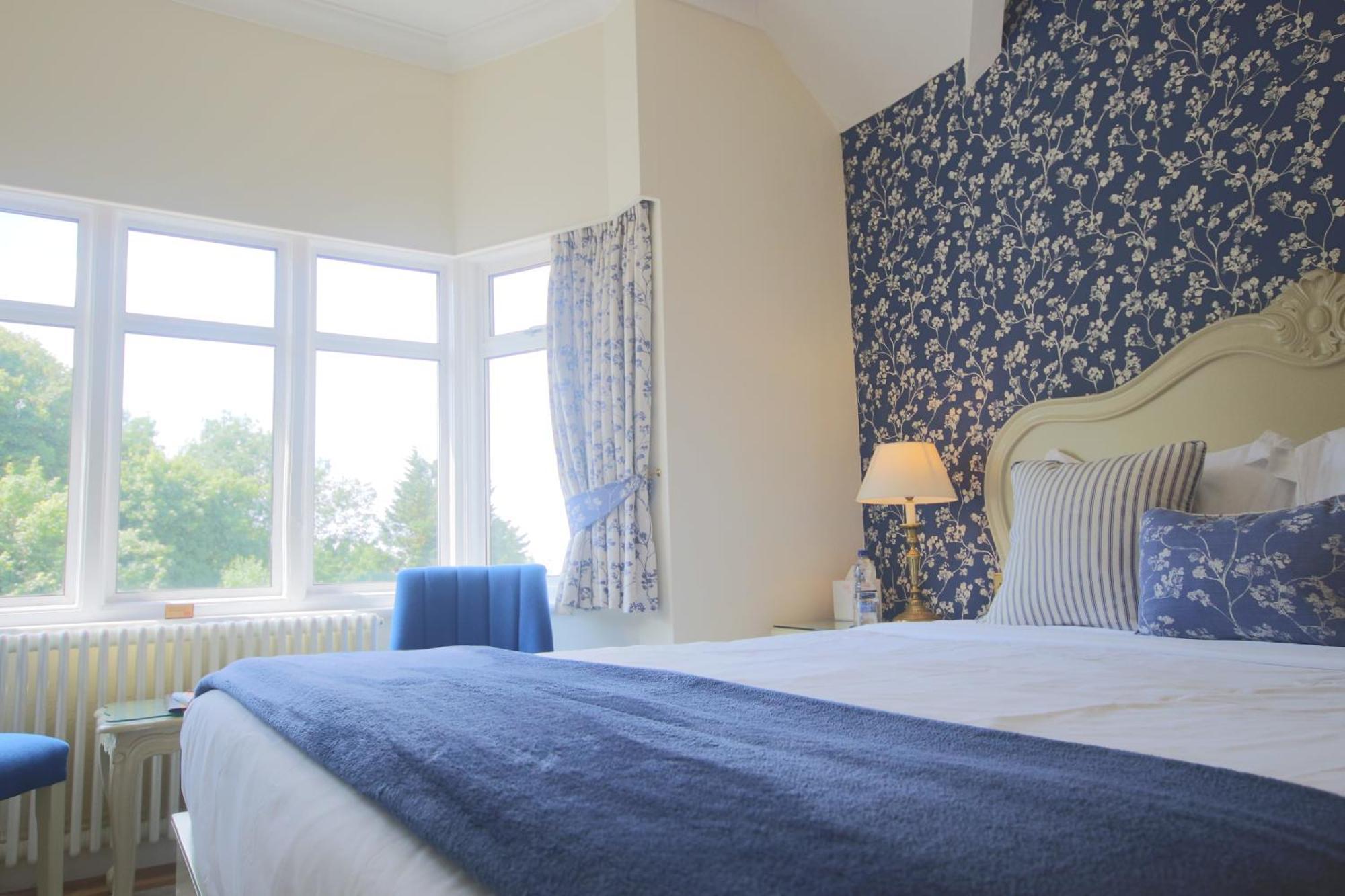 The Malvern Hills Hotel Great Malvern Room photo